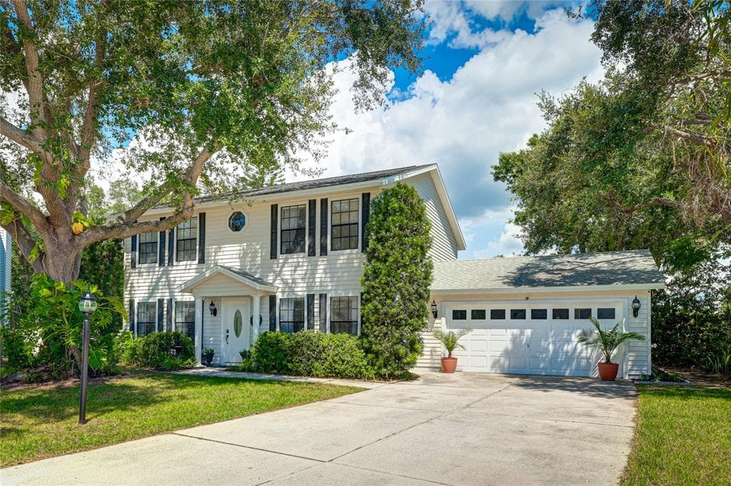 5766 FORESTER PINE COURT SARASOTA, FL 34243