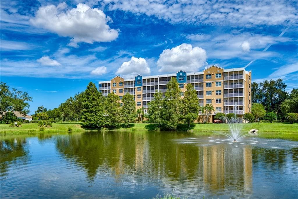 960 STARKEY ROAD UNIT 4201 LARGO, FL 33771