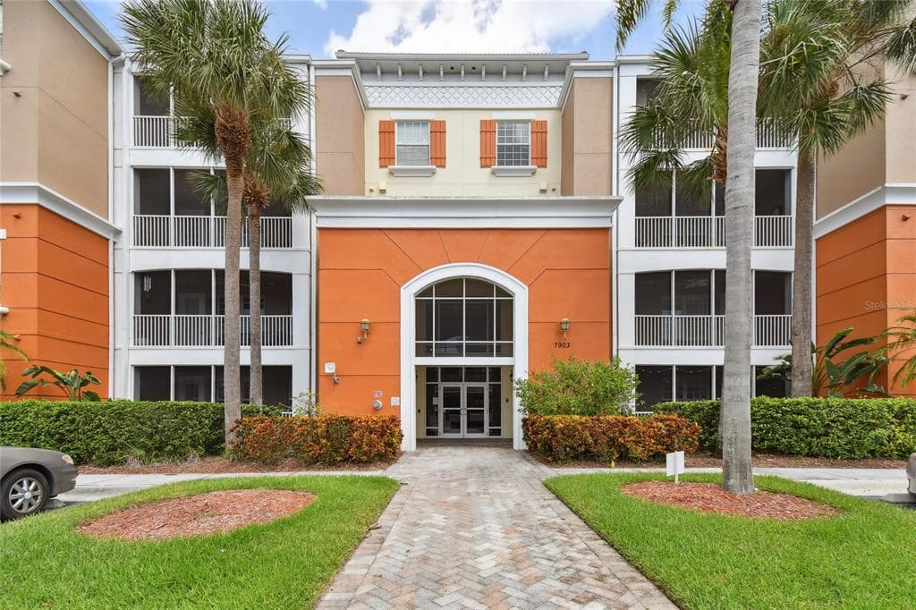 7903 SEMINOLE BOULEVARD UNIT 2206 SEMINOLE, FL 33772