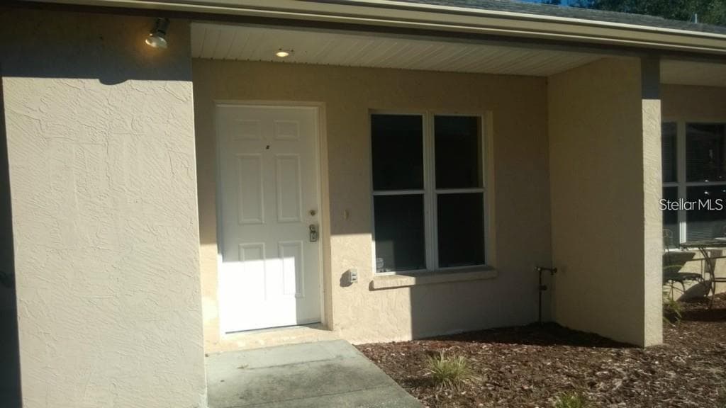 1133 ROHE STREET TARPON SPRINGS, FL 34689