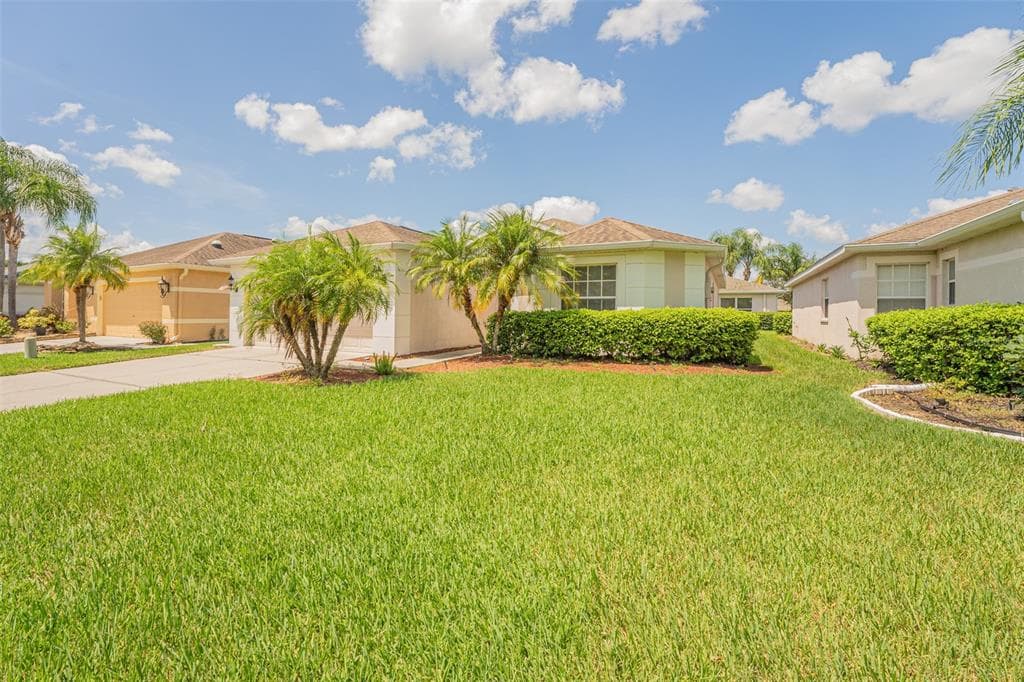 9544 ROLLING CIRCLE SAN ANTONIO, FL 33576