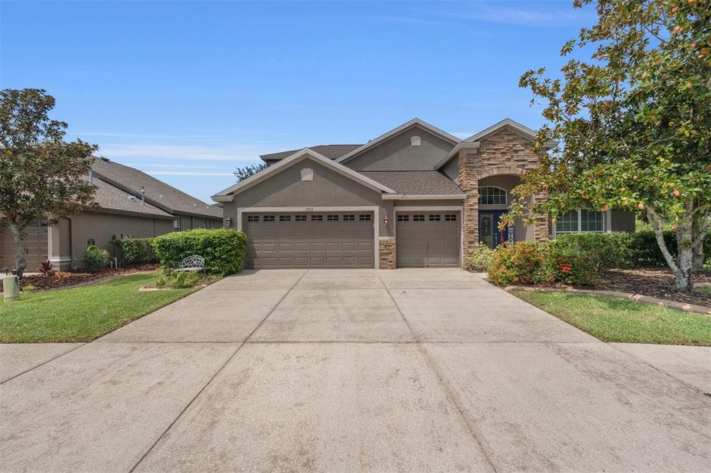 1332 SALMONBERRY STREET WESLEY CHAPEL, FL 33543