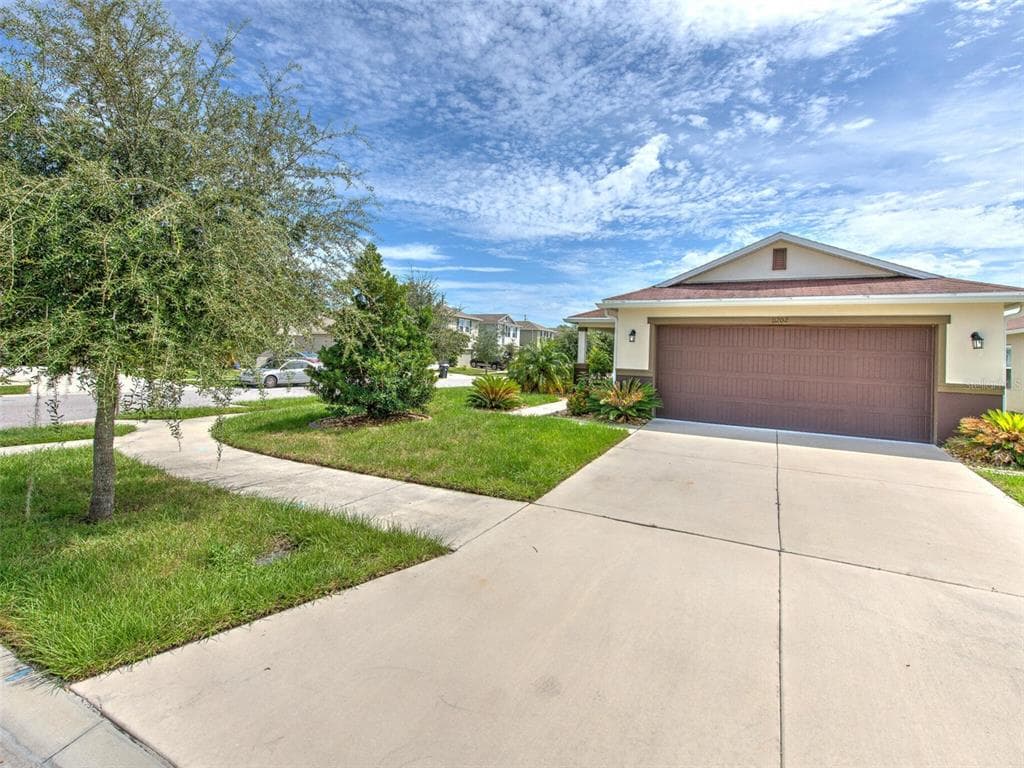 11202 CARDINAL POINTE PLACE GIBSONTON, FL 33534