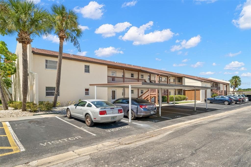 5135 GEMSTONE DRIVE UNIT 201 NEW PORT RICHEY, FL 34652