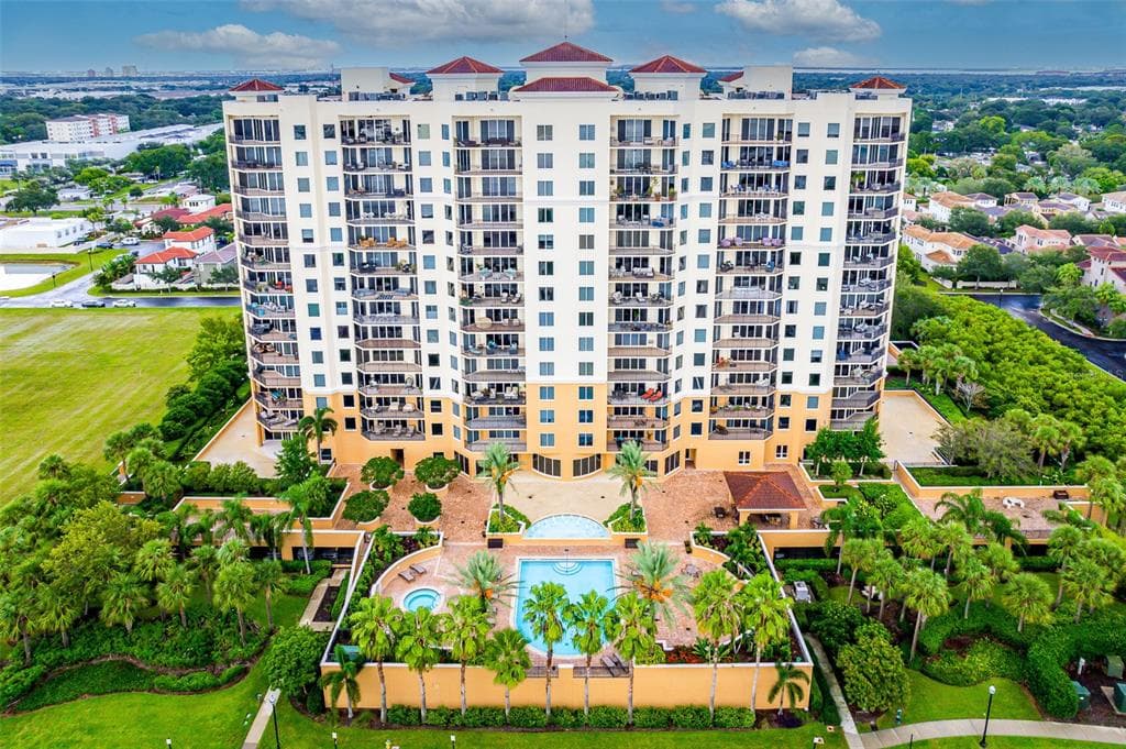 5823 BOWEN DANIEL DRIVE UNIT 302