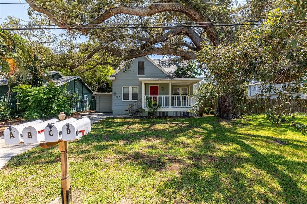 1027 17TH STREET N UNIT C ST PETERSBURG, FL 33713