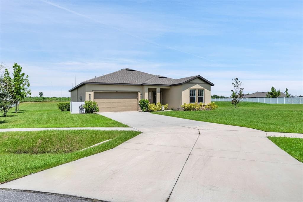 603 GARDEN OAKS SQUARE SEFFNER, FL 33584