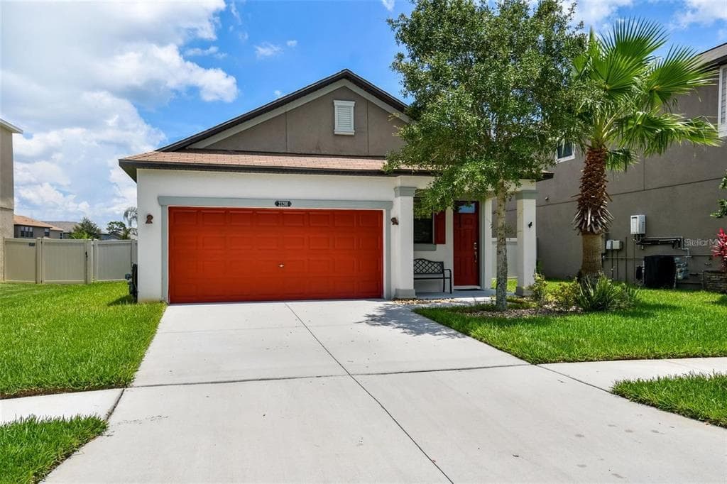 21200 SOUTHERN CHARM DRIVE LAND O LAKES, FL 34637