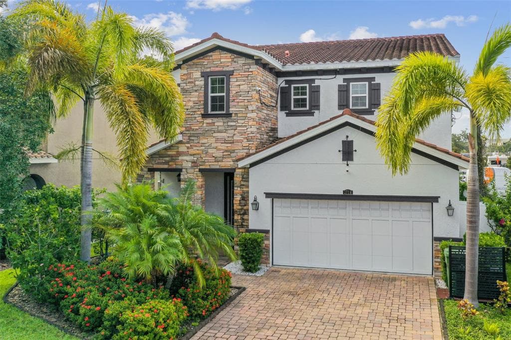 3714 W JETTON AVENUE TAMPA, FL 33629