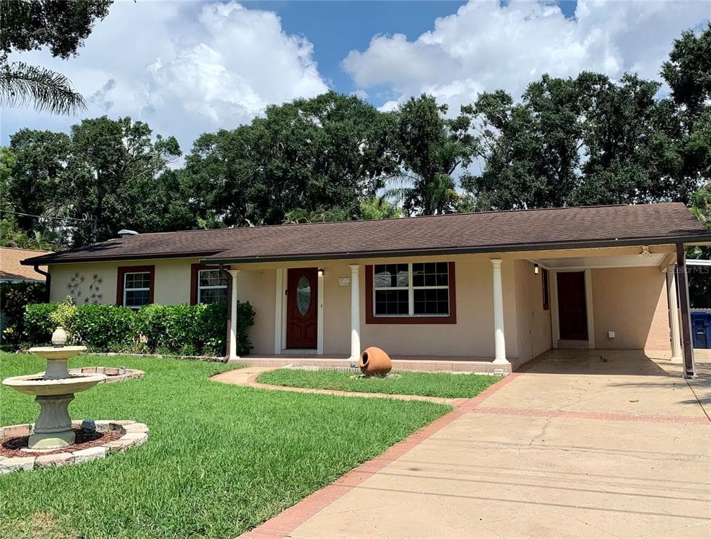 2713 W WOODLAWN AVENUE TAMPA, FL 33607