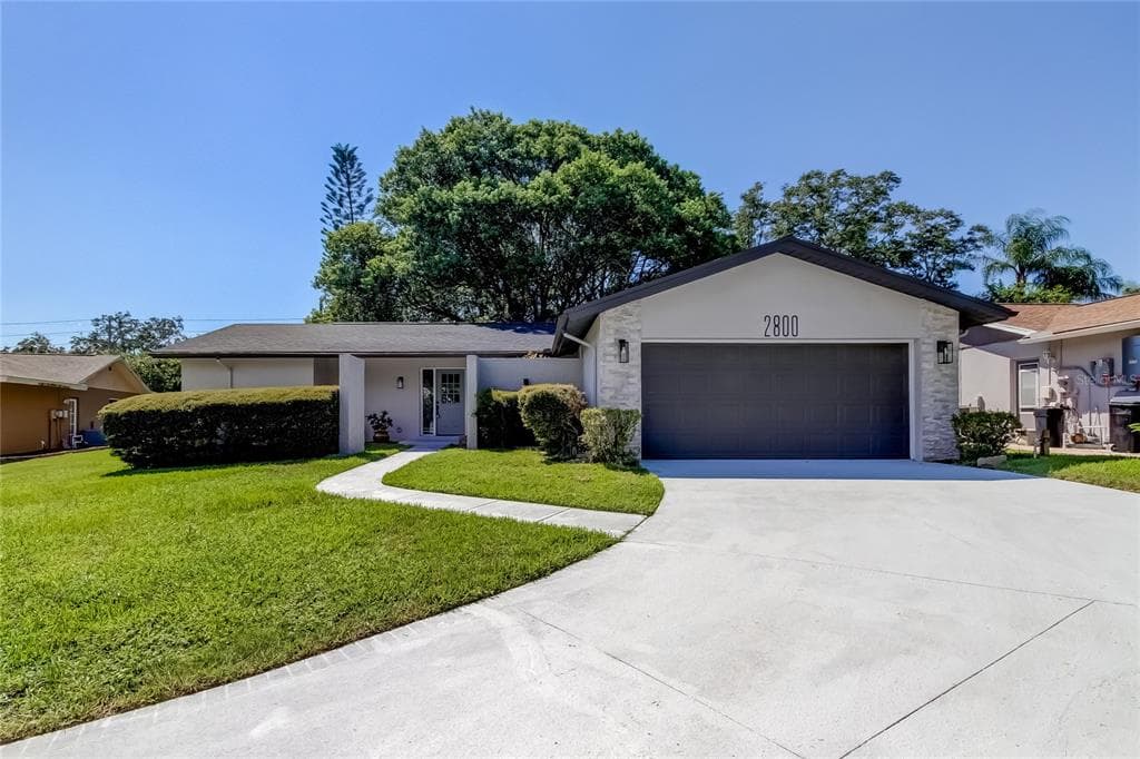 2800 OAK TREE COURT PALM HARBOR, FL 34684