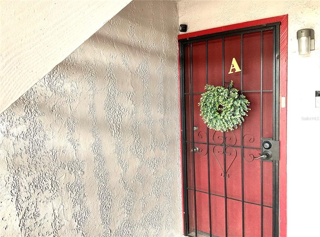 4014 CORTEZ DRIVE UNIT A TAMPA, FL 33614
