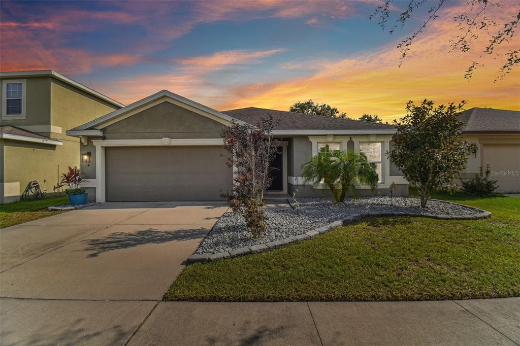 12208 LEDBURY COMMONS DRIVE GIBSONTON, FL 33534