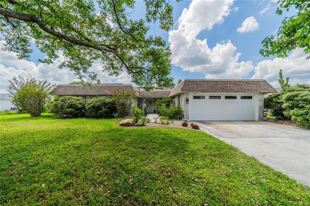 1602 VINCENNES DRIVE SUN CITY CENTER, FL 33573