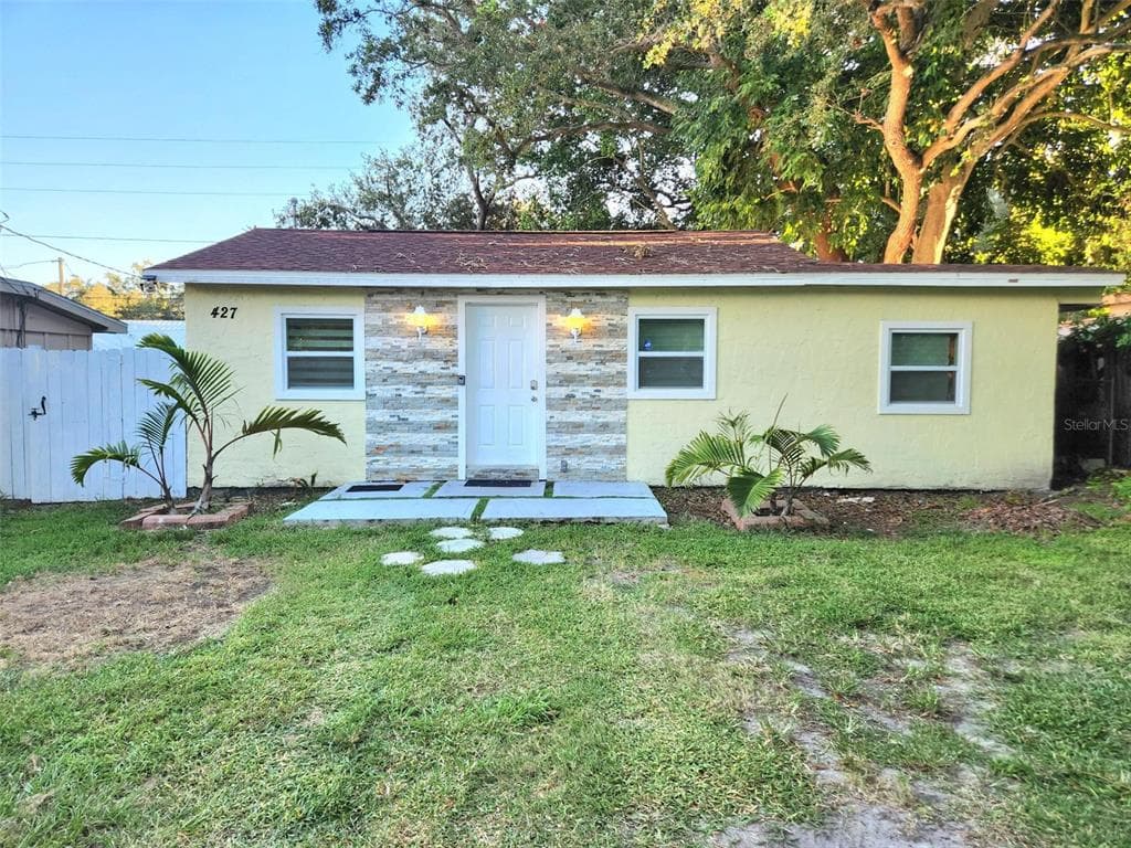 427 5TH AVE NE LARGO, FL 33770