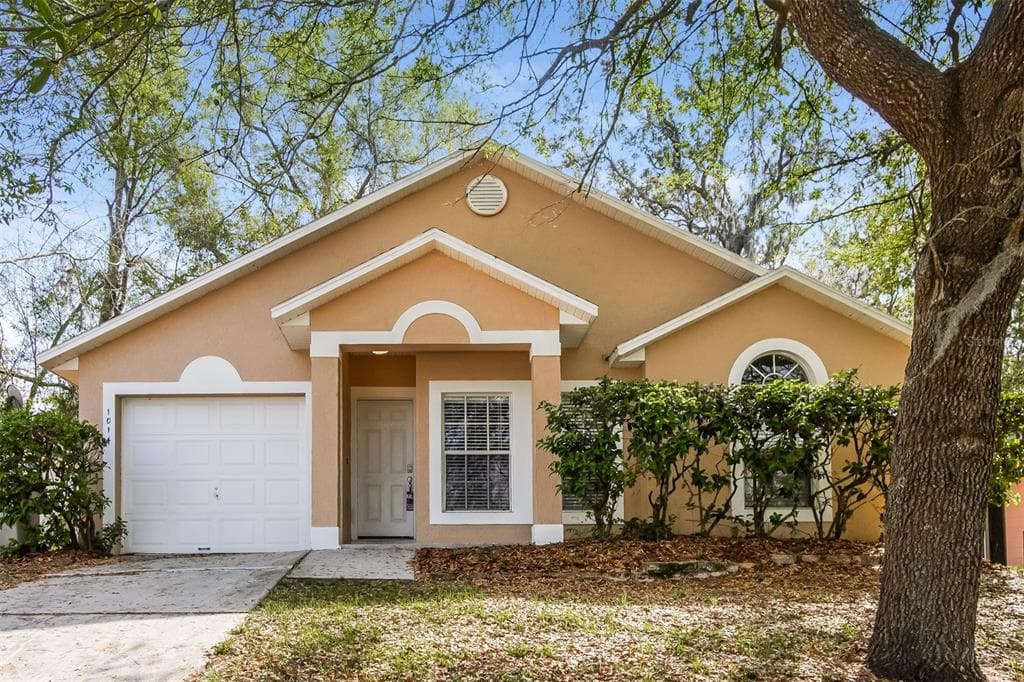 1014 SHEELER HILLS DRIVE APOPKA, FL 32703