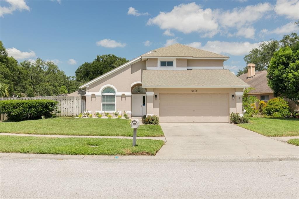 9811 TERRACE TRAIL LANE TEMPLE TERRACE, FL 33637