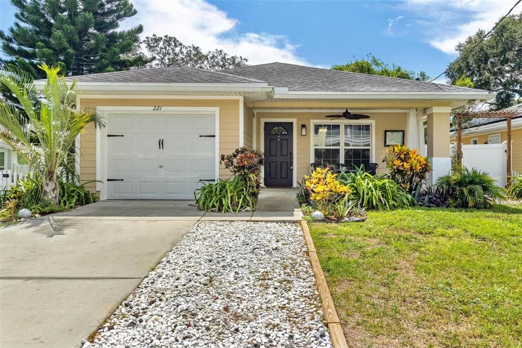 221 2ND AVENUE SW LARGO, FL 33770