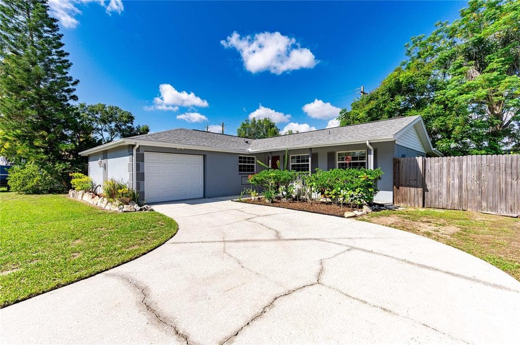 1306 WILLOW VALLEY DRIVE BRANDON, FL 33510