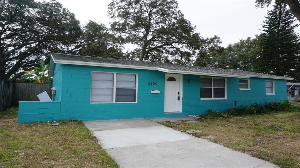 5890 92ND TERRACE N PINELLAS PARK, FL 33782