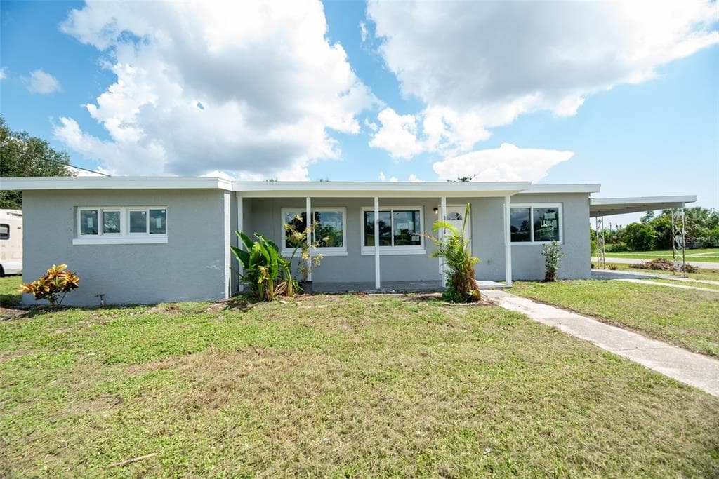 3156 WHITING LANE PORT CHARLOTTE, FL 33952