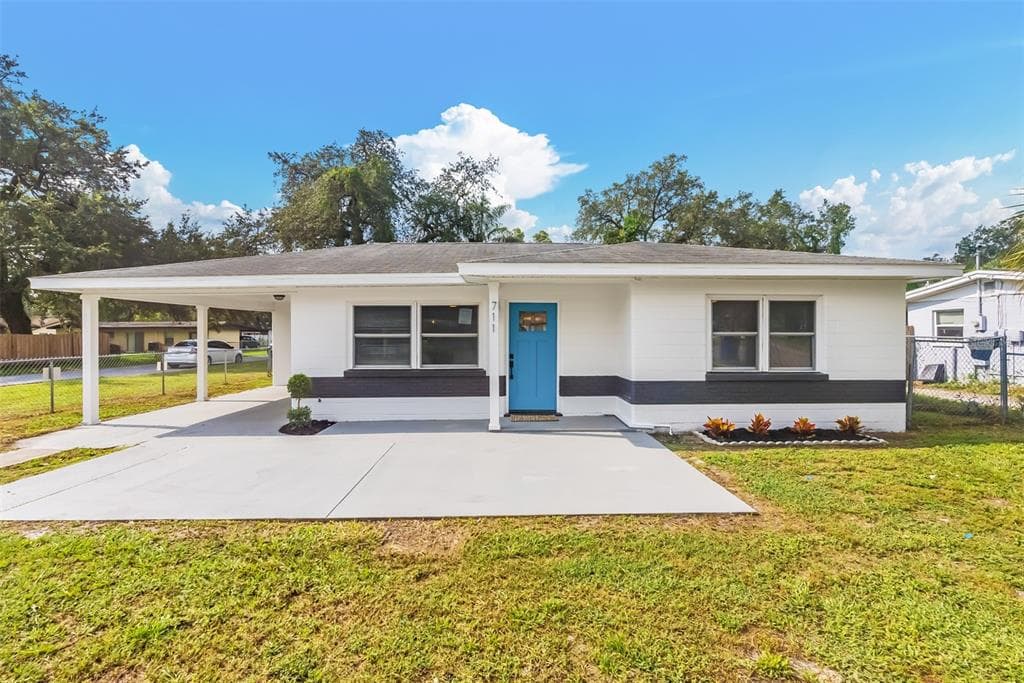 711 E LINEBAUGH AVENUE TAMPA, FL 33612