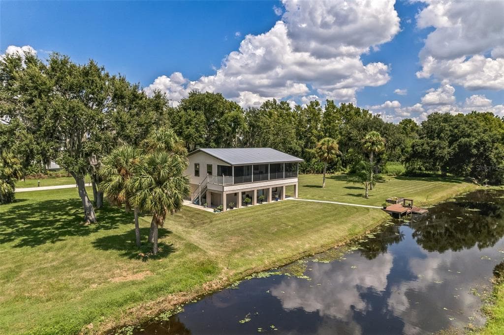 3124 COUNTRY LAKE DRIVE SEBRING, FL 33876