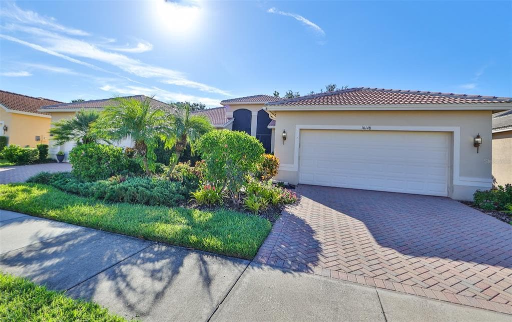 16148 AMETHYST KEY DRIVE WIMAUMA, FL 33598