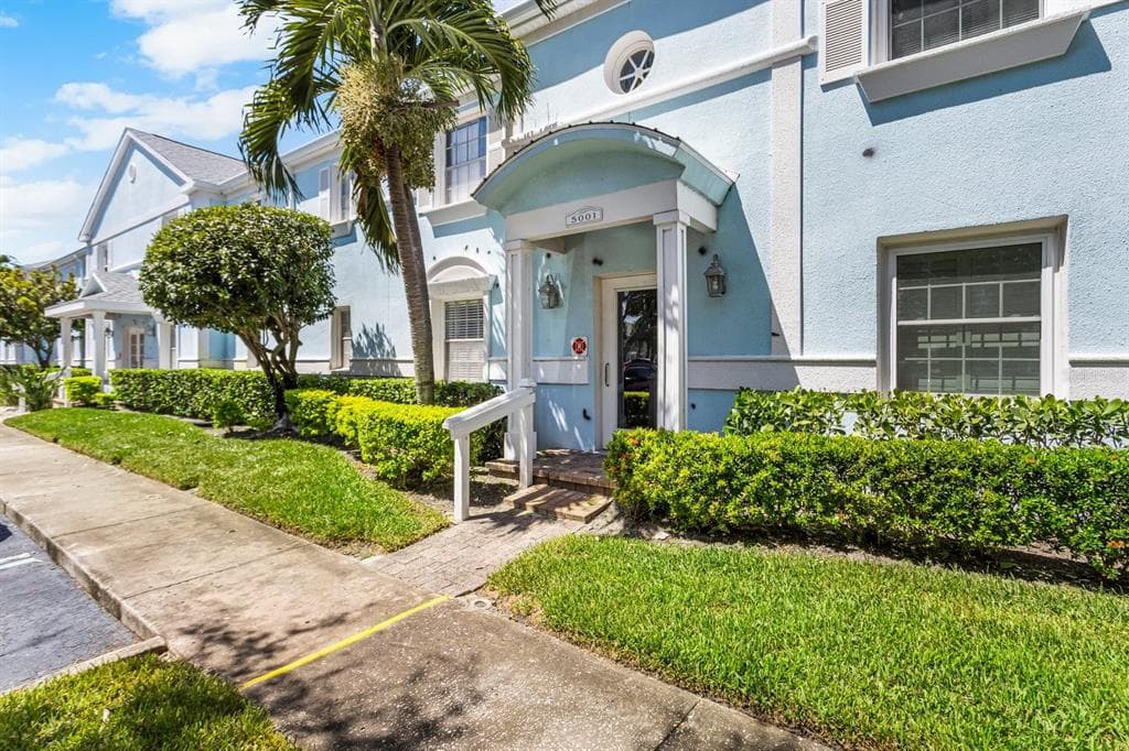 5001 STARFISH DRIVE SE UNIT A ST PETERSBURG, FL 33705