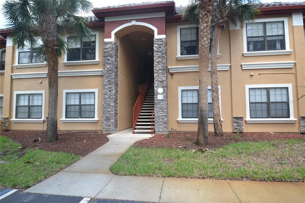 2245 CHIANTI PLACE UNIT 7-0716 PALM HARBOR, FL 34683