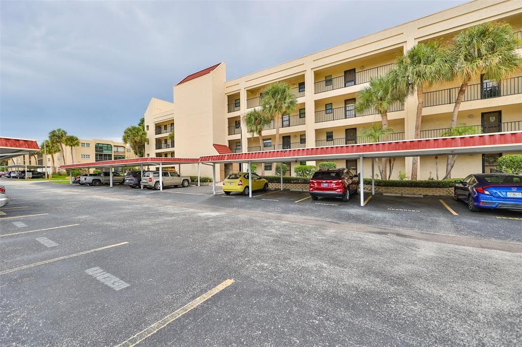 11485 OAKHURST ROAD UNIT B304 LARGO, FL 33774