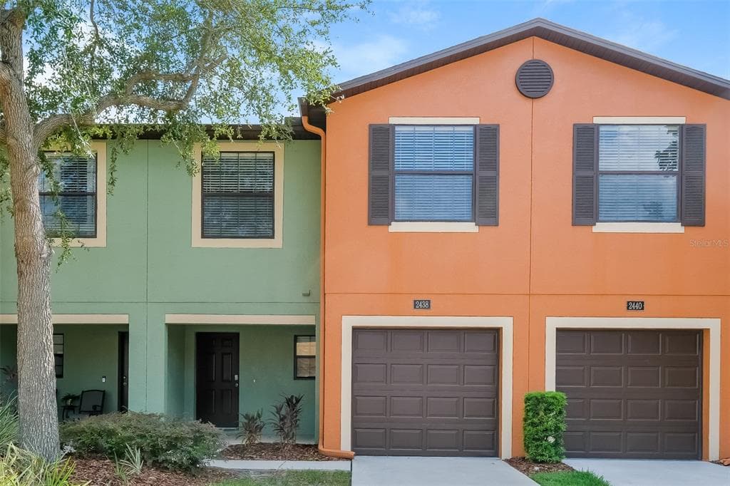 2438 HIBISCUS BAY LANE BRANDON, FL 33511