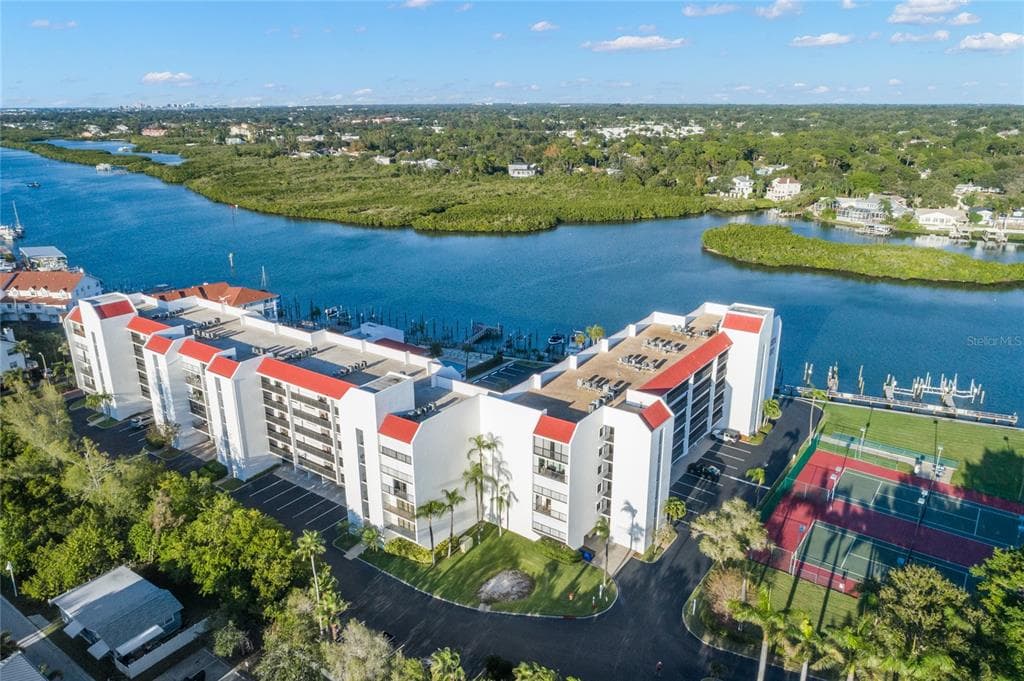 19111 VISTA BAY DRIVE UNIT 609