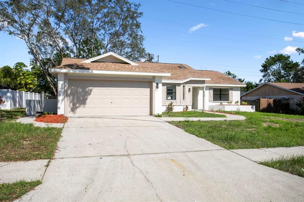 520 FERNSHIRE DRIVE PALM HARBOR, FL 34683