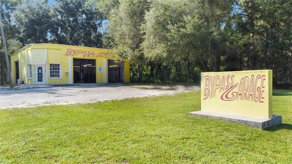 701 PONCE DE LEON BOULEVARD BROOKSVILLE, FL 34601