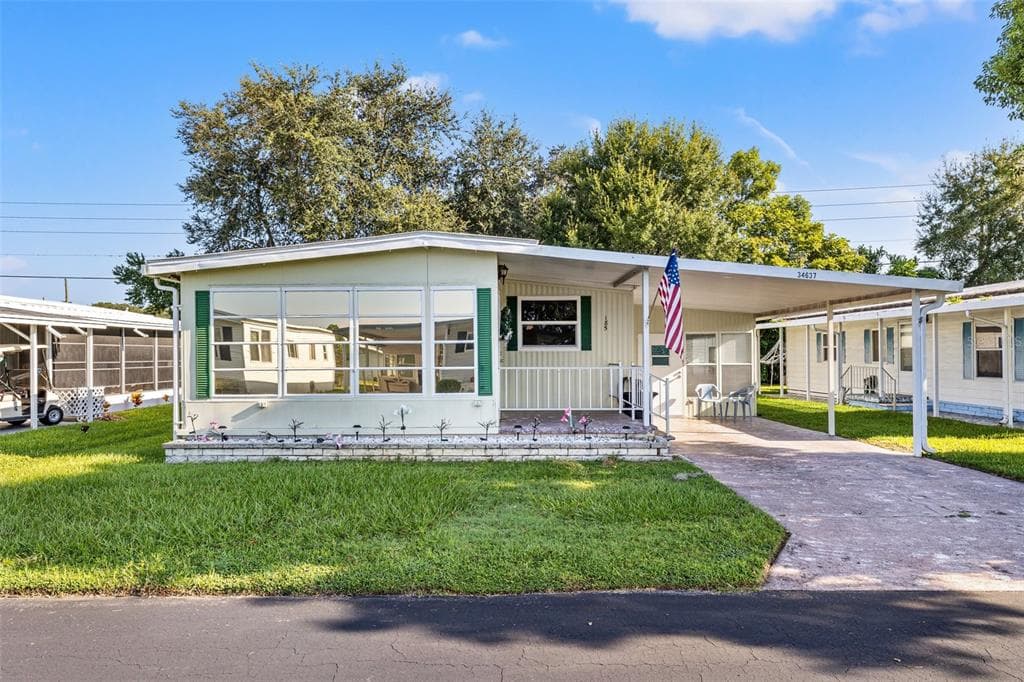 34637 ROSEBUD ROW ZEPHYRHILLS, FL 33541