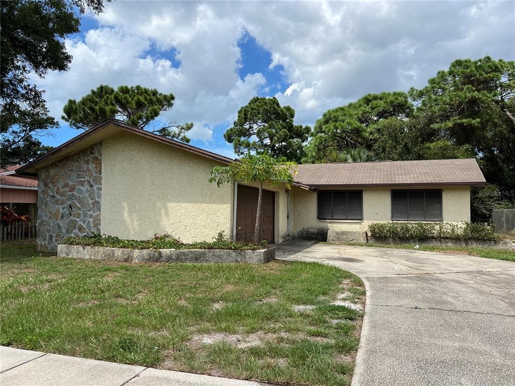 6973 62ND AVENUE N PINELLAS PARK, FL 33781