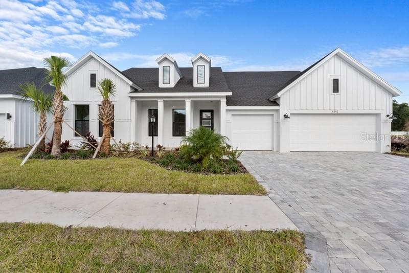 6102 NIKKI LANE ODESSA, FL 33556