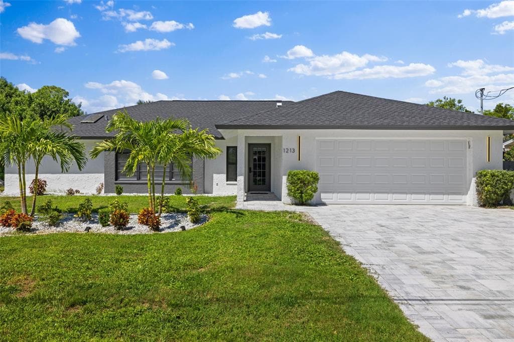 1213 DORCHESTER STREET PORT CHARLOTTE, FL 33952