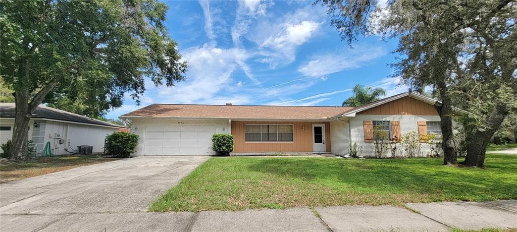 420 GREEN ARBOR DRIVE BRANDON, FL 33511