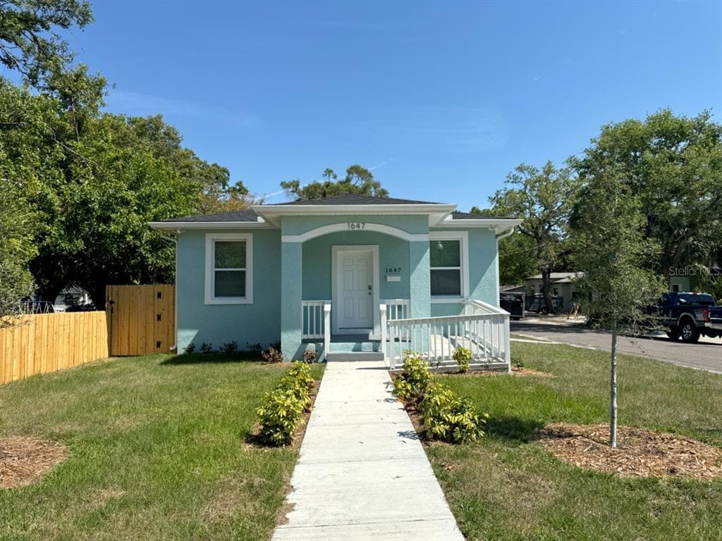 1647 18TH AVENUE S ST PETERSBURG, FL 33712