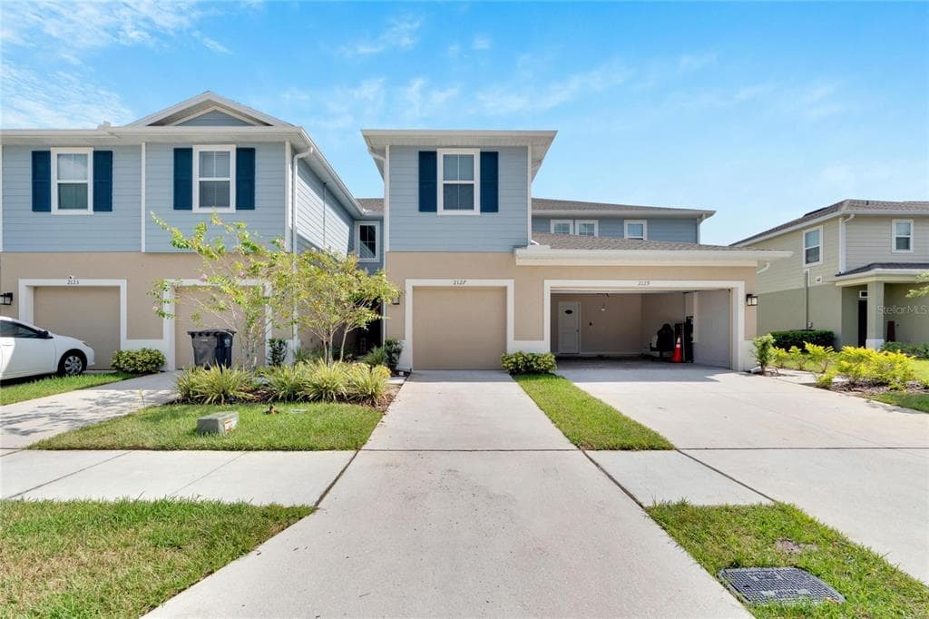2127 LACEFLOWER DRIVE BRANDON, FL 33510