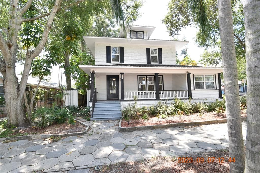 156 9TH AVENUE N ST PETERSBURG, FL 33701