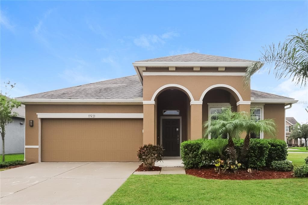 11931 GREENCHOP PLACE RIVERVIEW, FL 33579