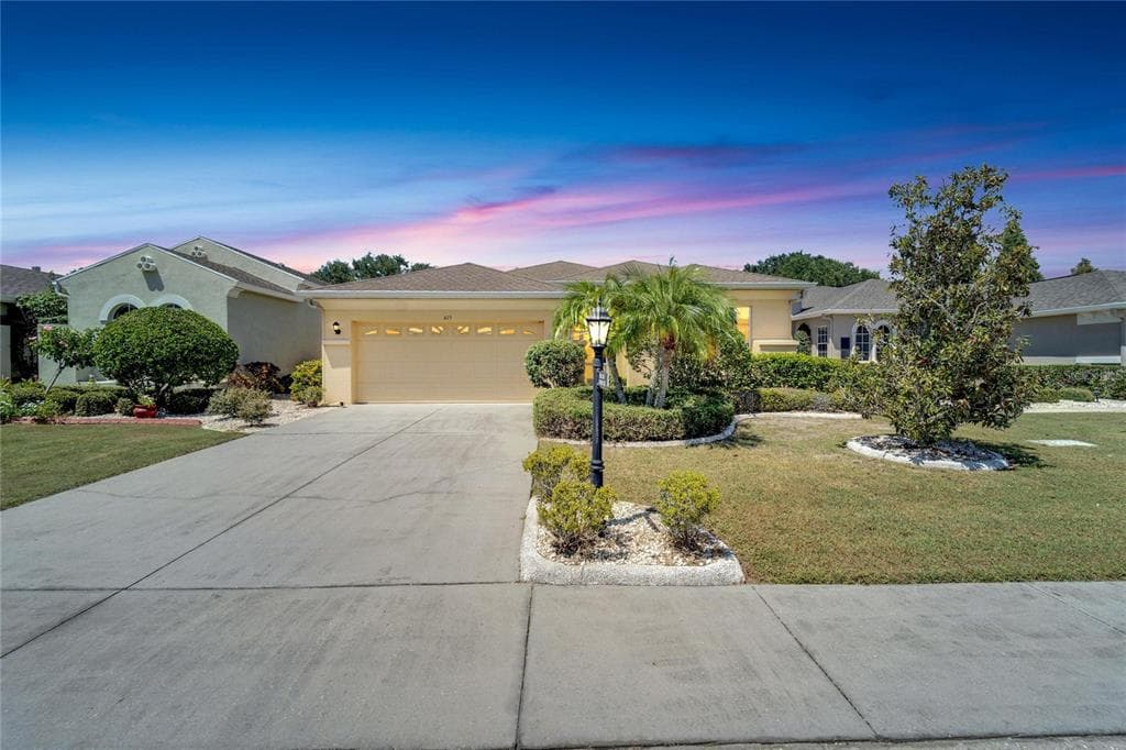 415 NOBLE FAIRE DRIVE SUN CITY CENTER, FL 33573