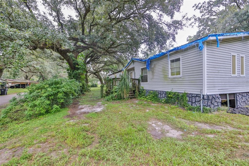 3002 E 148TH AVENUE LUTZ, FL 33559