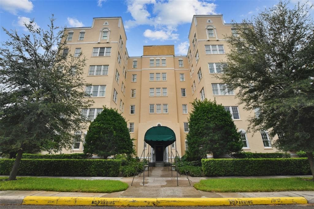 902 S DAKOTA AVENUE UNIT 4A TAMPA, FL 33606