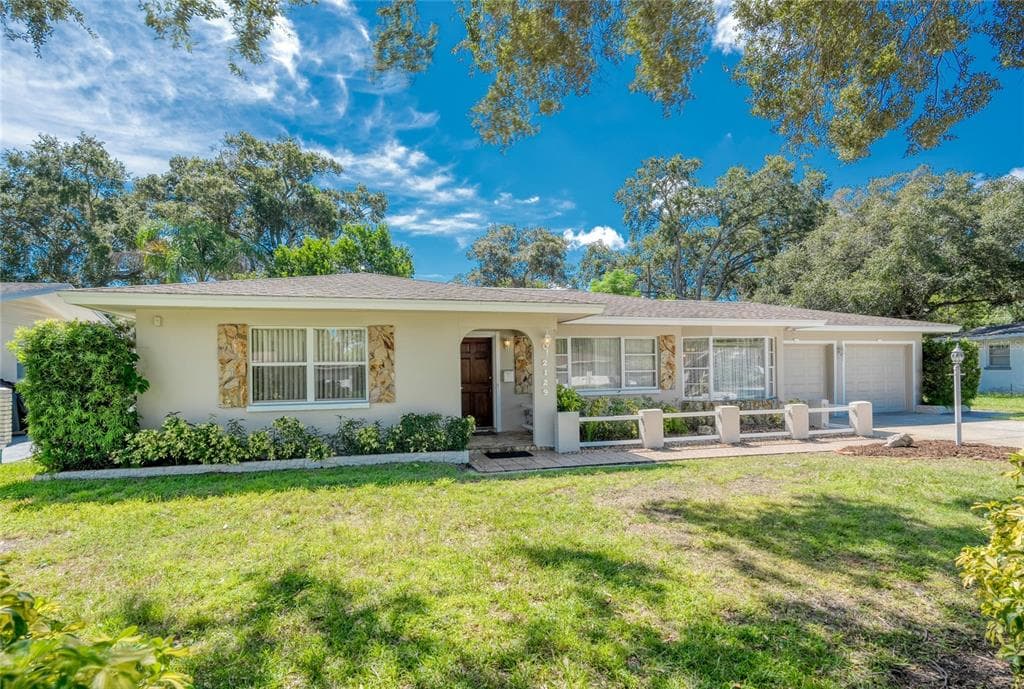 2129 MCKINLEY STREET CLEARWATER, FL 33765