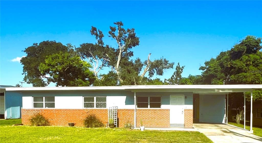 122 EDGEWATER DRIVE