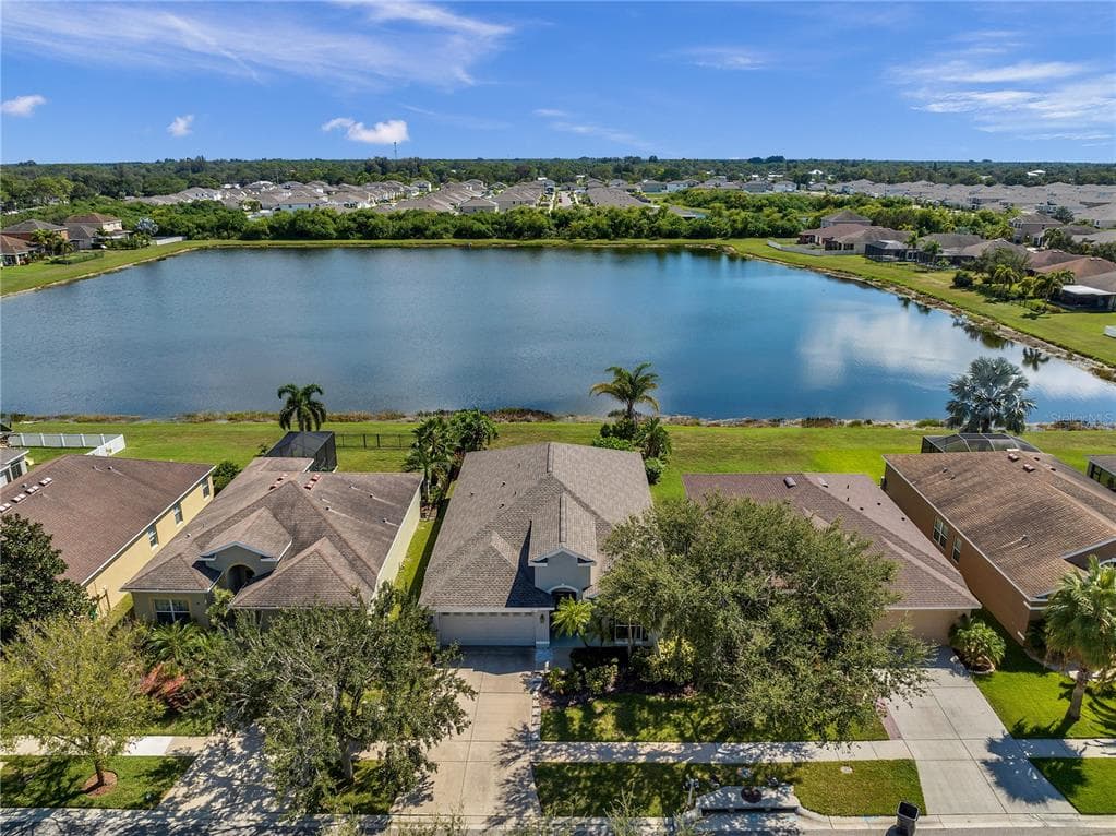 903 PARKER DEN DRIVE RUSKIN, FL 33570